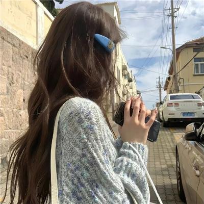 战鼓轻悄